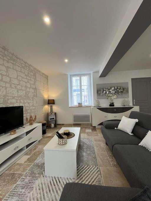 Charmante Maison De Bourg Cosy Acces Wifi Sepmes المظهر الخارجي الصورة